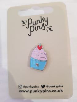 Punky Pins - cupcake pin